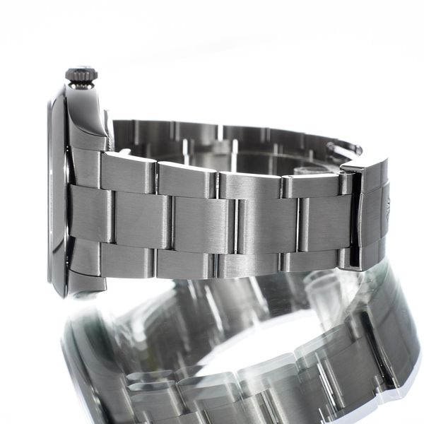 Rolex Oyster Perpetual 124300